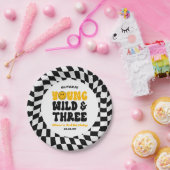 Young Wild & Three Retro Third 3rd Birthday Party ペーパープレート (パーティー)