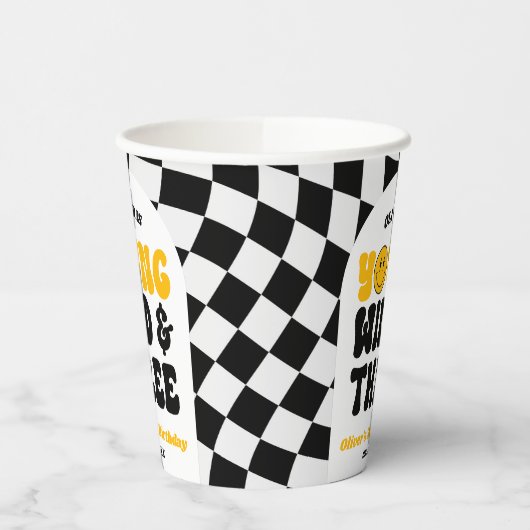 Young Wild & Three Retro Third 3rd Birthday Party 紙コップ (左)