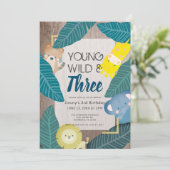 Young Wild & Three Safari Animals Boy 3歳の誕生日 招待状 (スタンド正面)