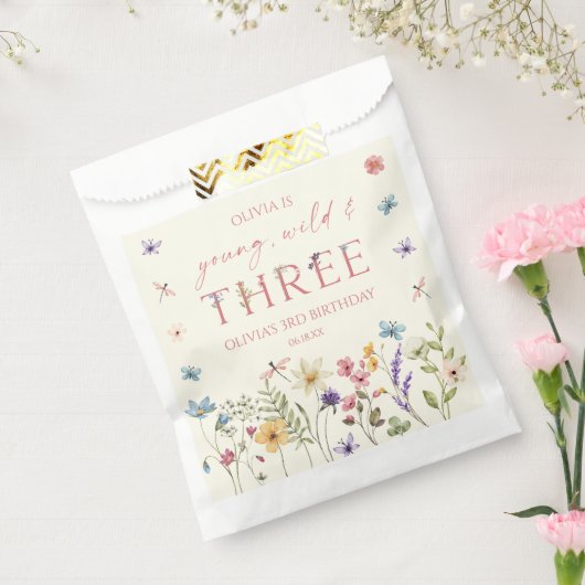 Young Wild & Three Wildflower 3歳の誕生日パーティー フェイバーバッグ (封をした状態)