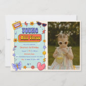 Young Will Three Groovy Hippie第3バースデーフォト 招待状 (正面)