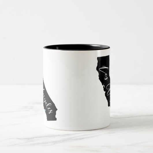 Your City in California名前とハートロサンゼルス ツートーンマグカップ (中央)