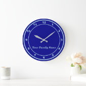 Your Family Name on Blue Round Wall Clock ラージ壁時計 (ホーム)