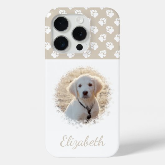 Your Pet Photo & White Paws On Beige & 名前をカスタムする Case-Mate iPhoneケース (裏面)