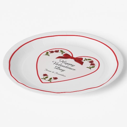 Your Text Valentines Day - Red Rosesフローラ写真 ペーパープレート (アングル)