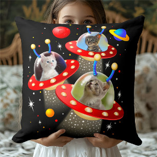 Your Three Cats おもしろい Sci-Fi UFO宇宙エイリアンテーマ クッション