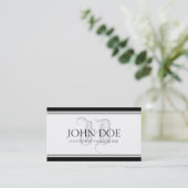 YourJobTitle! ローマの銀製のモノグラム 名刺 (スタンド正面)