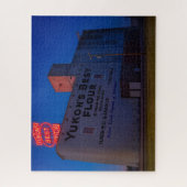 Yukon' Best Flour Mill Neon Sign At Dusk  ジグソーパズル (縦)