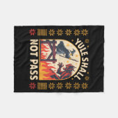 Yule Shall Not P Fantasy Krampus Holiday Pun Funny フリースブランケット (正面(横))