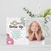 Yummy Scrummy 'Dout Grow Up'フォト子供の誕生日 招待状 (スタンド正面)