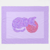 Zの紫色猫および月の猫好きのネコ科の子ネコ フリースブランケット (正面(横))