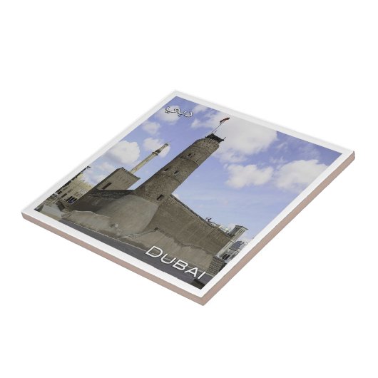 zAE050 DUBAI AL-FAHIDI FORT, UAE，アジア， タイル (側面)