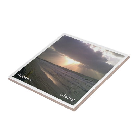 zAE052 AJMANビーチ、アラブ統一された首長国連邦 タイル (側面)