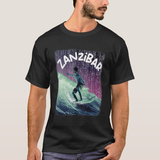 Zanzibar Nerd Surfing Beach Palm trees Vacation Tシャツ (正面)