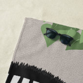 Zebra amongst Leaves ビーチタオル (インサイチュ)