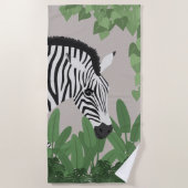 Zebra amongst Leaves ビーチタオル (正面)