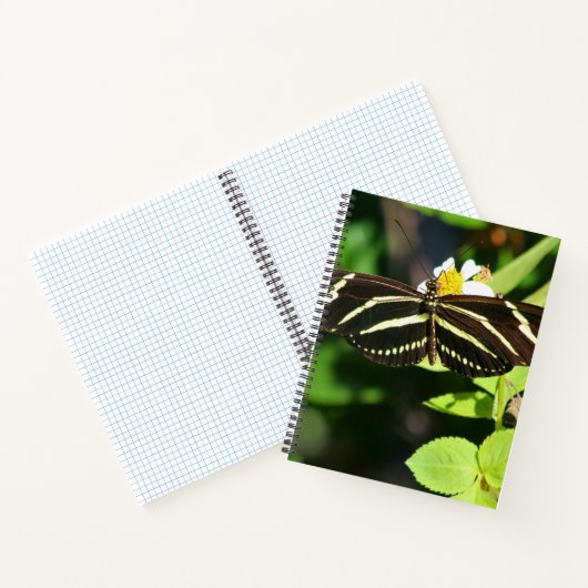Zebra Longwing Butterfly Spiral Notebook ノートブック (内部)