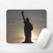 、ZeeZeeshotsphotography自由の女神 マウスパッド (マウス)