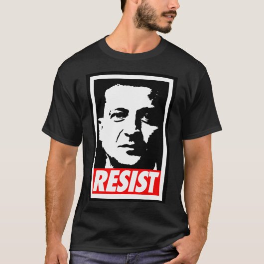Zelenskyy - Resist Support Ukraine I Stand With Uk Tシャツ (正面)