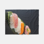 Zen Sushi Harmony – Fleece Blanket フリースブランケット (正面(横))