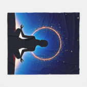 Zen Under Stars: Cosmic Meditation フリースブランケット (正面(横))