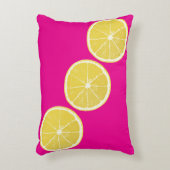 Zesty Lemon on Pink Accent Pillow アクセントクッション (正面(垂直))