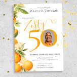 Zesty Orange Photo 50th Birthday Party 招待状<br><div class="desc">Zesty Orange Photo 50th Birthday Party Invitation.熱烈なオレンジの大人のマイルストーンの誕生日パーティーテーマであなたのお祝いを点火！活気と活気に満ちたデザインは、おもしろいが満たされた集まりのステージを設定する。自分のカスタムマイルストーンお気に入りのお祝いにtouchを追加し、自分の写真を組み込んで自分の体験をパーソナライズすユニークる。オレンジ色の千々とアクセントよくはしゃぐに、すべての詳細は喜びと興奮を醸し出し、このテーマは熱心な雰囲気であなたの誕生日のbashを注入することを約束し、誰もが耳から耳まで笑みを浮かべるだろう。愛する人と一緒に忘れられない思い出を作り出す最高の楽しみを受け入れる準備をしなさい！</div>