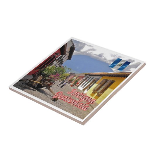 zGT022 ANTIGUA, Calle del Arco,グアテマラ, タイル (側面)