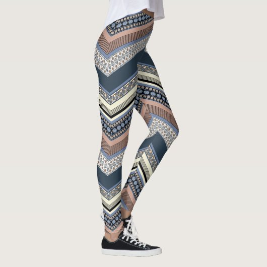 Zig Zag Pattern Leggings レギンス (右)