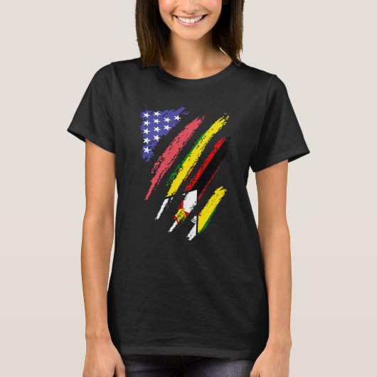 Zimbabwean American Patriot Grown Heart Flag Strip Tシャツ (正面)