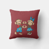 Zina and Mimo make a heart with their hands クッション (裏面)