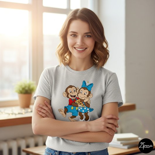 Zina and Mimo with a slice of pizza. Tシャツ