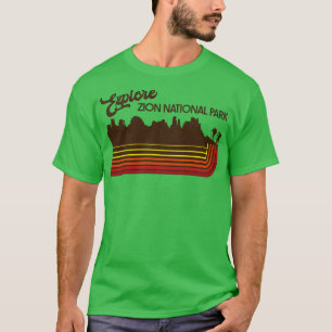 Zion国立公園レトロ70s80sを探索ストライプする Tシャツ
