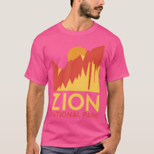 Zion国立公園 – 屋外キャンピングハイキングティーS Tシャツ