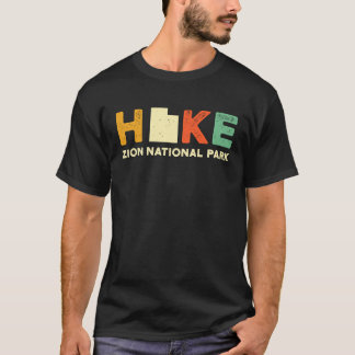 Zion Hiking Souvernir  Hiker  Hike Yosemite Map Tシャツ