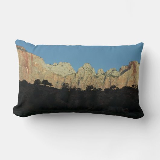 Zion National Parkの朝赤岩 ランバークッション (正面)