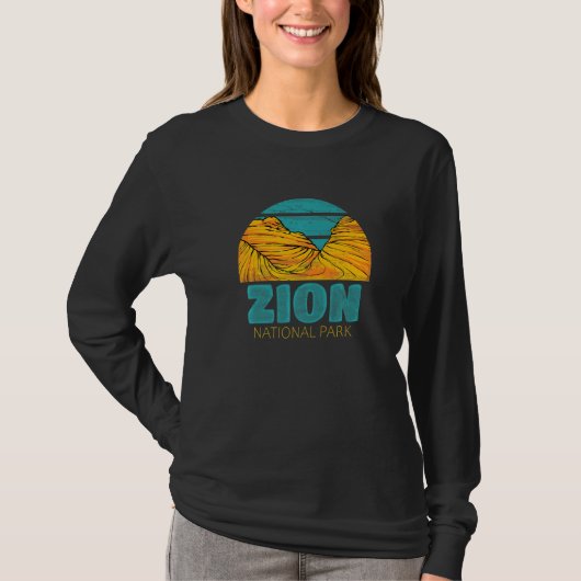 Zion National Park  2 Tシャツ (正面)