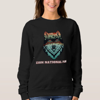 Zion National Park Outdoor Wolf Hiking Lake Sunset スウェットシャツ