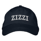Zizzi - シチリアの親戚を意味する愛称的な呼び名 刺繍入りキャップ (正面)