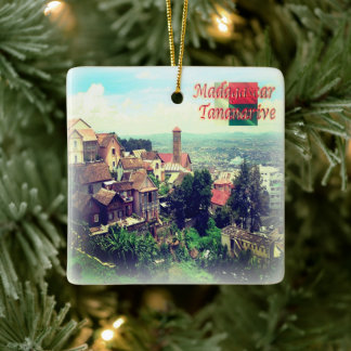 zMG011 TANANARIVE，高，マダガスカル， セラミックオーナメント