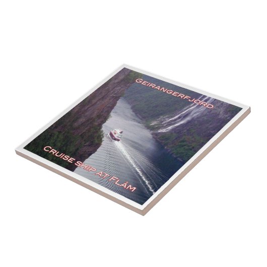 zNO123 GEIRANGERFJORD, MSC Kong Harald，ノルウェー， タイル (側面)