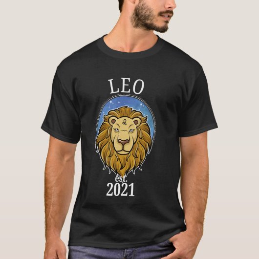 Zodiac Leo Born in 2021 Tシャツ (正面)