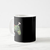 Zombie Gamer Controller With Eyell And Halloween G コーヒーマグカップ (正面左)
