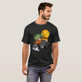 Zombie Saurus T Rex Halloween 2022 Trick Or Treat  Tシャツ (正面フル)