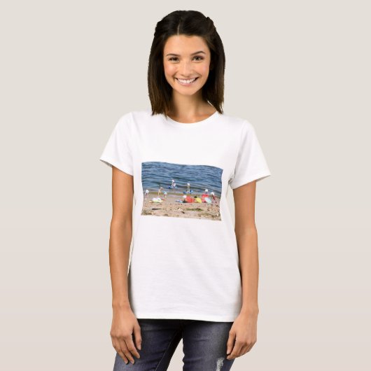 Zomer op het strand met de Fubby's  Tシャツ (正面フル)