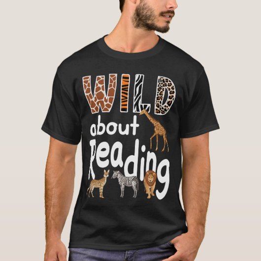 Zoo Animals Wild About Reading Books Reader Lover  Tシャツ (正面)