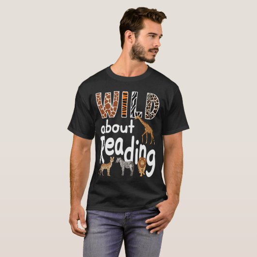 Zoo Animals Wild About Reading Books Reader Lover  Tシャツ (正面フル)