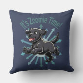 Zoomie Time Black Labだ クッション (裏面)