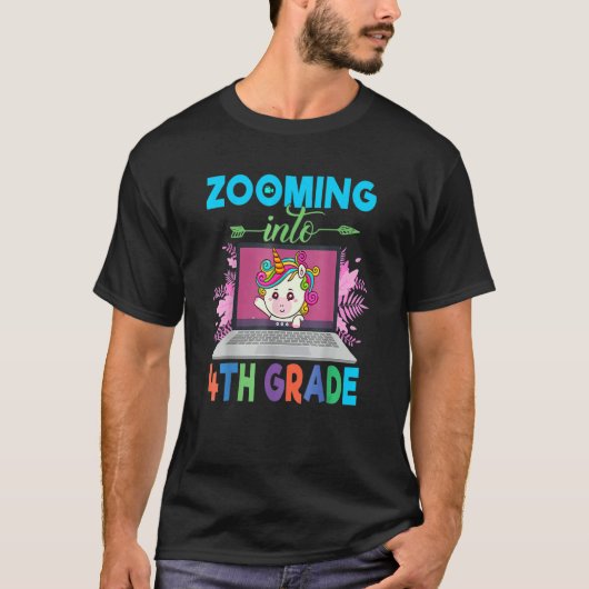 Zooming Into 4th Grade  Unicorn Virtual Back To Sc Tシャツ (正面)