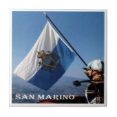 zSM008 GENDARME with flag, San marino, タイル (正面)